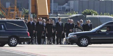 Recibimiento en Holanda a los muertos en el vuelo  MH17 de Malaysia Airlines