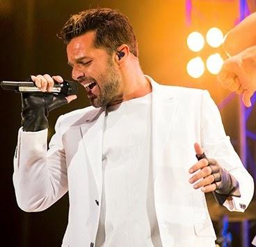 RICKY MARTIN INCENDIA ESPAÑA Y MARBELLA EN STARLITE