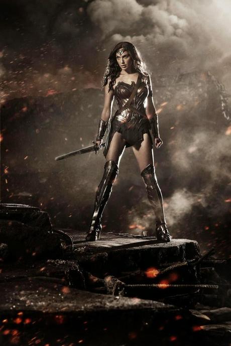 Wonder Woman seguirá vistiendo como una estríper en 'Batman V Superman: Dawn of Justice'