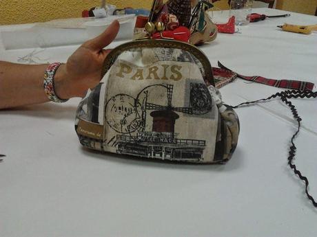 OTRO ALBUM CON CAJA A JUEGO OTRO ALBUM CON CAJA A JUEGO