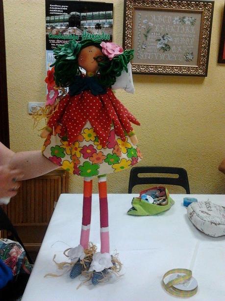 OTRO ALBUM CON CAJA A JUEGO OTRO ALBUM CON CAJA A JUEGO