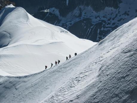 Del viaje a la aventura: crónicas alpinas y provenzales