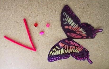 Diy | Mariposas con la jarra de una leche