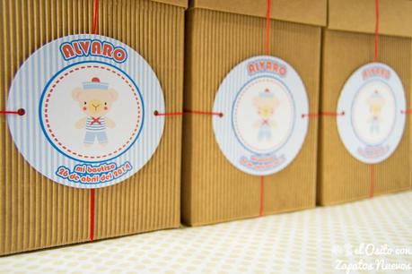 UN BAUTIZO MARINERO DEDICADO A LOS PEQUES packaging piruleta personalizada colorear lámina ceras plastidecor marinero osito bautizo
