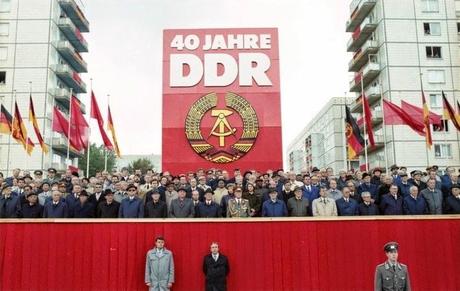 EL ÚLTIMO VERANO DE LA RDA EL ÚLTIMO VERANO DE LA RDA