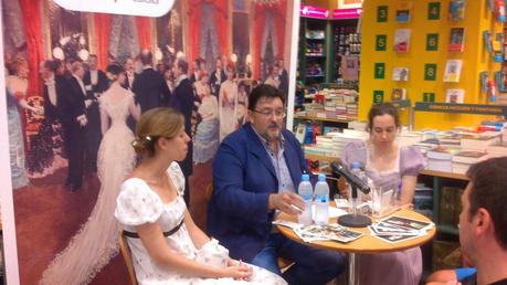 La editorial dÉpoca se viste de largo La editorial dÉpoca se viste de largo