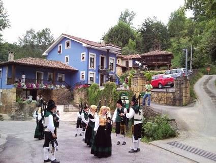 Viajar a Asturias: Alojamiento La Casona de Cardes Viajar a Asturias: Alojamiento La Casona de Cardes