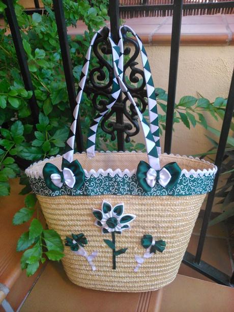 BOLSO DE MIMBRE FLOR DOBLE PETALO