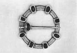 LAS JOYAS EN LA EDAD MEDIA LAS JOYAS EN LA EDAD MEDIA