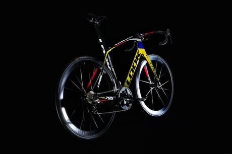 Look lanza su nueva bicicleta aerodinámica para carretera 795 Aerolight y actualiza su modelo para pruebas de resistencia 566; todo esto para el catálogo 2015 Look 795 Aerolight 5