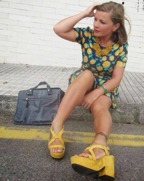 A LOT OF FLOWER A LOT OF FLOWER