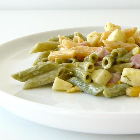 Ensalada de pasta con salsa de yogurt Ensalada de pasta con salsa de yogurt