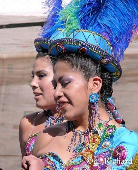 PORTFOLIO SOCIAL: Entrada universitaria 2010… La fiesta universitaria del rescate de la tradición folklórica boliviana…