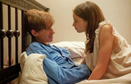 NUEVA IMAGEN DE ‘THEORY OF EVERYTHING’ CON EDDIE REDMAYNE Y FELICITY JONES