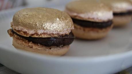 Macarons de Chocolate y Fresa