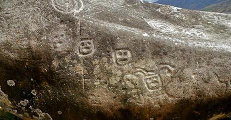 Los enigmáticos petroglifos de Ayabaca (Piura, Perú)