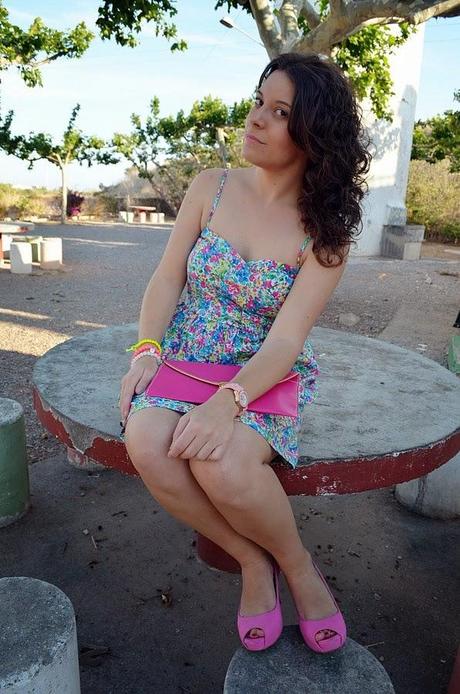 color on the table color en la mesa, look, ootd, outfit, vestido, flores, color, mi vestido azul, blogger, blog de moda, castellón