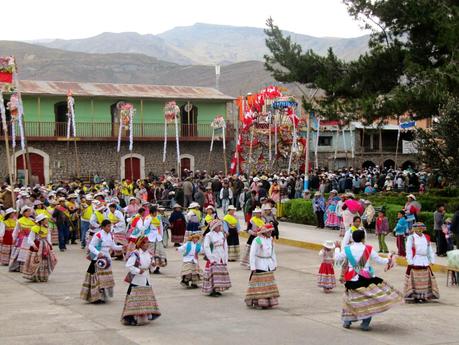 Resumen de entradas de viajes por el sur del Perú : 2012