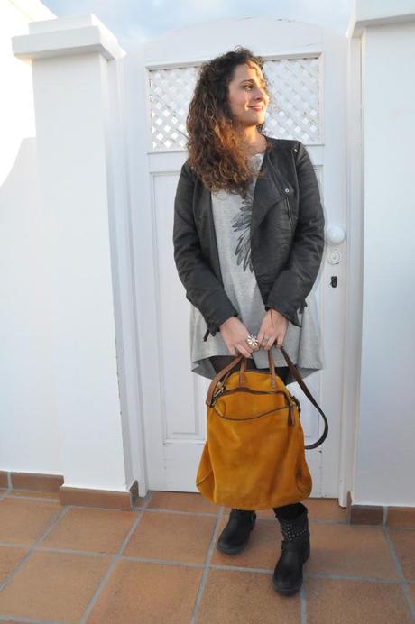 Black Boots & Mostaza Bag photo DSC_0040.jpg