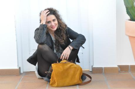 Black Boots & Mostaza Bag photo DSC_0021.jpg