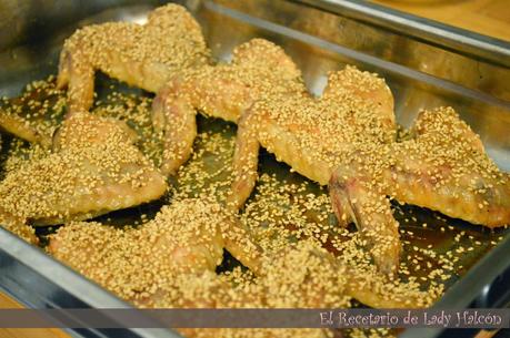 Alitas de pollo con miel y sésamo Alitas de pollo con miel y sésamo