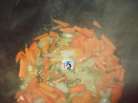 MUSLOS EN SALSA A MI ESTILO EN MI OLLA ERIKA MUSLOS EN SALSA A MI ESTILO EN MI OLLA ERIKA