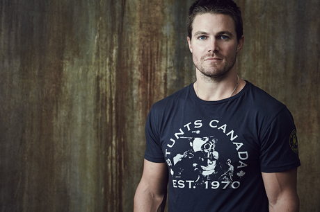 CHICO DEL MES: STEPHEN AMELL Y SU ARCO, MI OBSESIÓN DE JULIO CHICO DEL MES: STEPHEN AMELL Y SU ARCO, MI OBSESIÓN DE JULIO