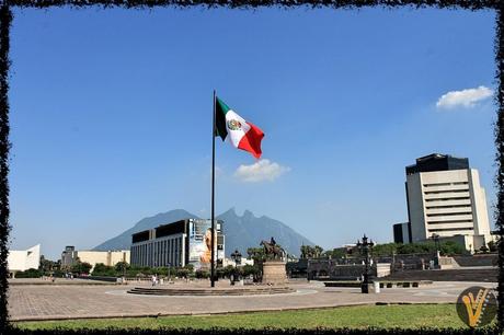 La Macroplaza: Punto de Partida en Monterrey Explanada de los Héroes