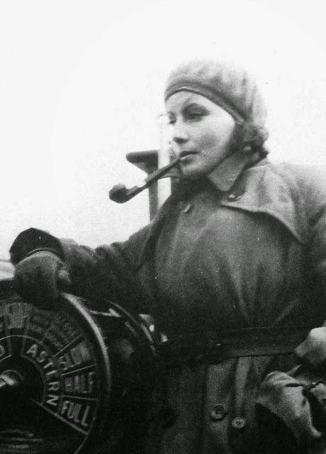Miercóles Palomitero ...el estilo de Greta Garbo Miercóles Palomitero ...el estilo de Greta Garbo