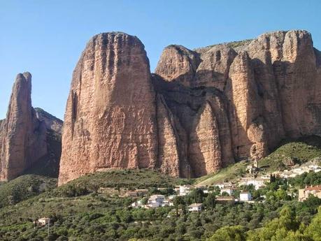 LOS MALLOS DE RIGLOS