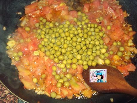 POLLO CON GUISANTES POLLO CON GUISANTES