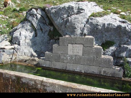 Ruta Tuiza - Portillín - Fontanes: Fuente del Icona