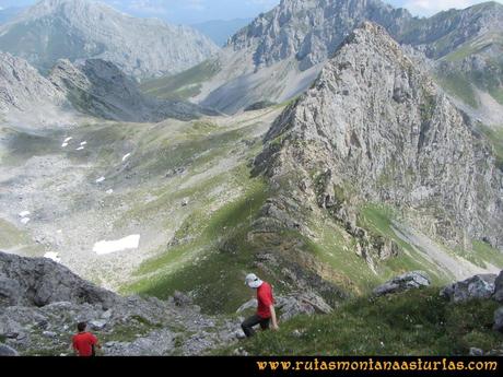 Ruta Tuiza - Portillín - Fontanes: Descendiendo del Portillín Oriental