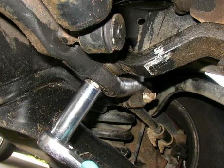 COMO CAMBIAR BRAZO PITMAN O BRAZO DE DIRECCION COMO CAMBIAR BRAZO PITMAN O BRAZO DE DIRECCION