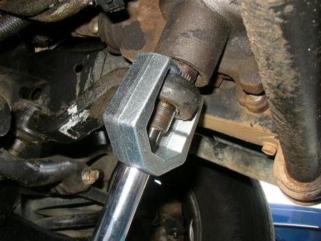 COMO CAMBIAR BRAZO PITMAN O BRAZO DE DIRECCION COMO CAMBIAR BRAZO PITMAN O BRAZO DE DIRECCION