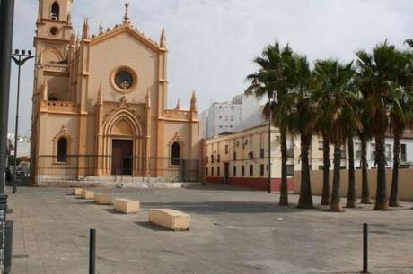 Regenerando Málaga con la comunidad local Espacios con falta de diversidad de usos y de vida urbana - Imagen por USER Málaga