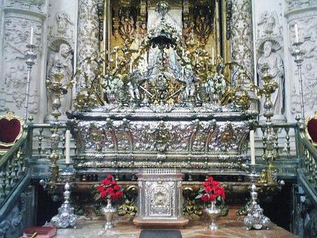 Sepulcro de Fernando III de Castilla urna-funeraria-catedral-de-sevilla