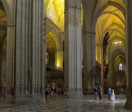 Interior de la Catedral de Sevilla interior-catedral-de-sevilla