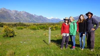 DE GRETA VALLEY A LAS LLANURAS DE ROHAN DE GRETA VALLEY A LAS LLANURAS DE ROHAN