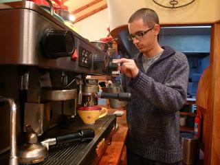 ALBAÑILES, CAFETEROS Y PINCHES ALBAÑILES, CAFETEROS Y PINCHES