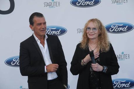 Antonio Banderas hace de anfitrión en la benéfica Starlite de Marbella