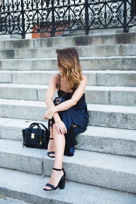 Lingerie_Dress-Studded_Sandals-Street_style-Outfit-16