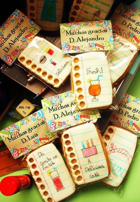 Unas galletitas para despedirnos de los profes (cookies for teachers) Unas galletitas para despedirnos de los profes (cookies for teachers)