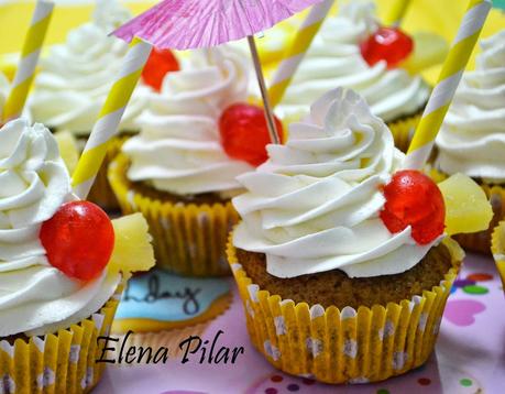 Cupcakes de piña colada Cupcakes de piña colada