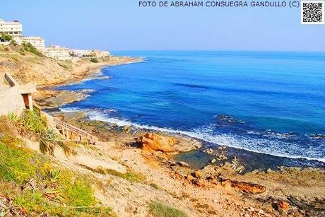 TURISTAespaña: Las Calas del litoral norte de la Ciudad de Torrevieja en Alicante, Comunidad/Comunitat Valenciana.