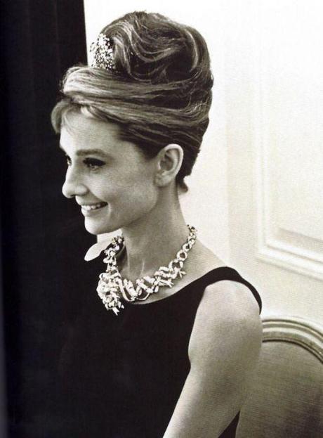 UN PASEO POR TIFFANY LRG Magazine - Un Paseo por Tiffany
