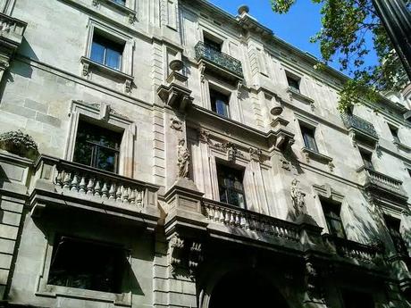 HERMES, EN LAS RAMBLAS DE BARCELONA...MUCHAS GRACIAS ESTIMADO MIQUEL, DEL ESTUPENDO BLOG, TOT BARCELONA...!!!!...11-08-2014...!!! HERMES, EN LAS RAMBLAS DE BARCELONA...MUCHAS GRACIAS ESTIMADO MIQUEL, DEL ESTUPENDO BLOG, TOT BARCELONA...!!!!...11-08-2014...!!!