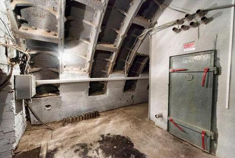 Un bunker soviético revive el comunismo en Lituania imagen del interior del bunker sovietico
