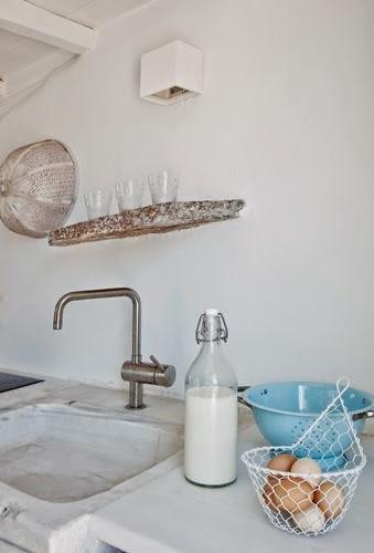 Casa griega con un toque de color Casa griega con un toque de color