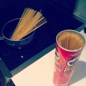 12 Trucos que harán tu Vida Universitaria más Fácil Pringles